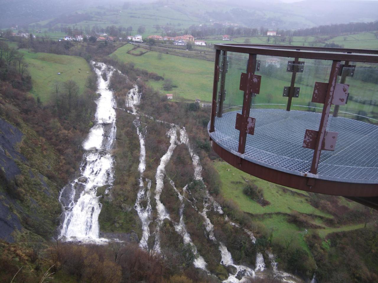 Balcon De La Len Pensionat Quintana de Soba Exteriör bild